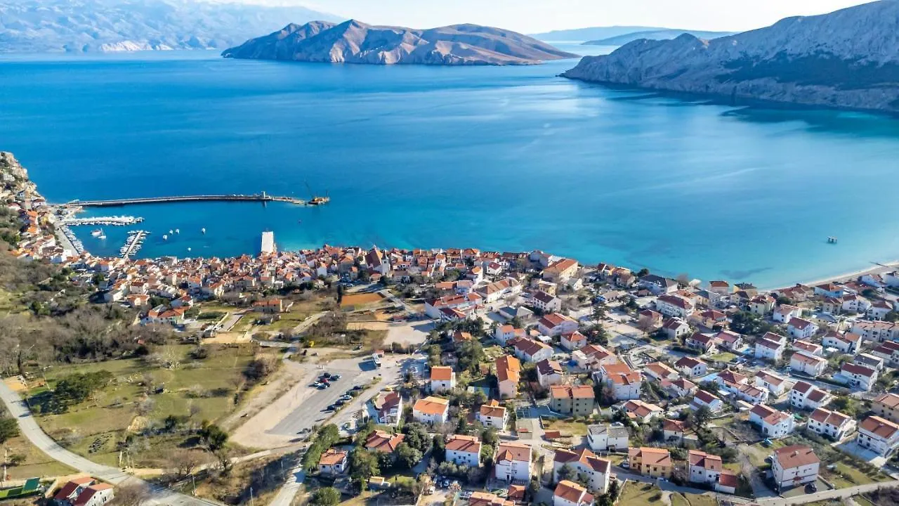Apartments With A Parking Space Baska, Krk - 19585  Baska (Krk)